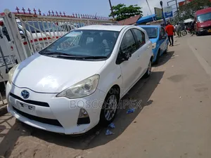 Toyota Aqua 2015 White
