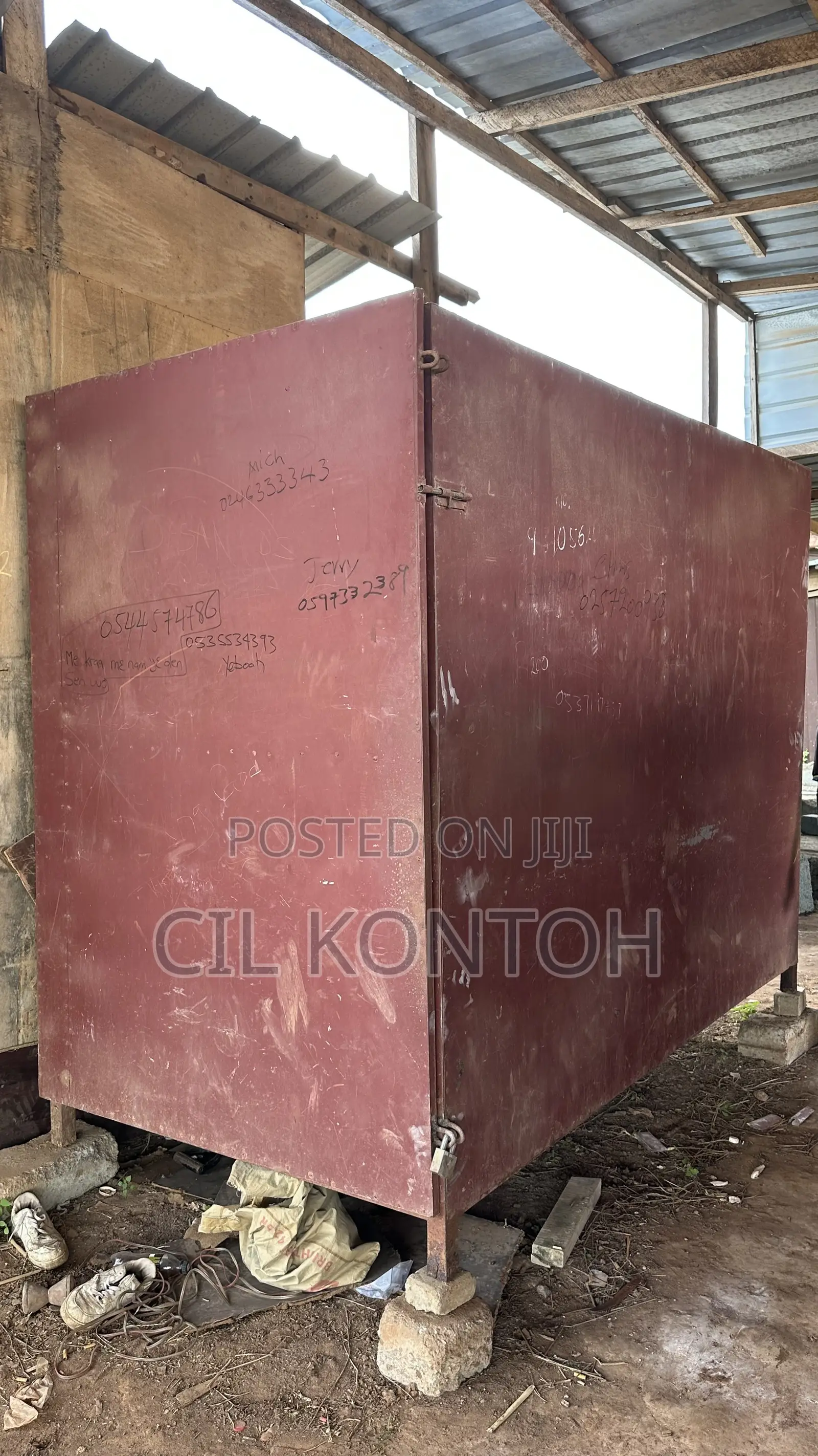 8ft 9in X 7ft Small Container