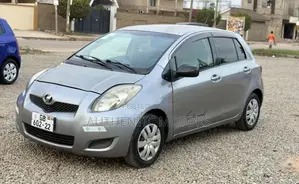 Toyota Vitz 2010 Gray
