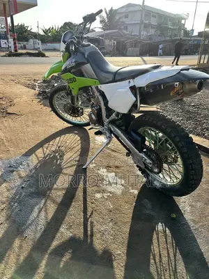 Kawasaki KLX 250 2018 White