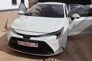 Toyota Corolla LE 2020 White