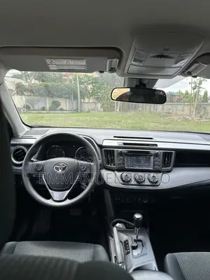 Toyota RAV4 LE 4dr SUV AWD (2.5L 4cyl 6A) 2018 Black