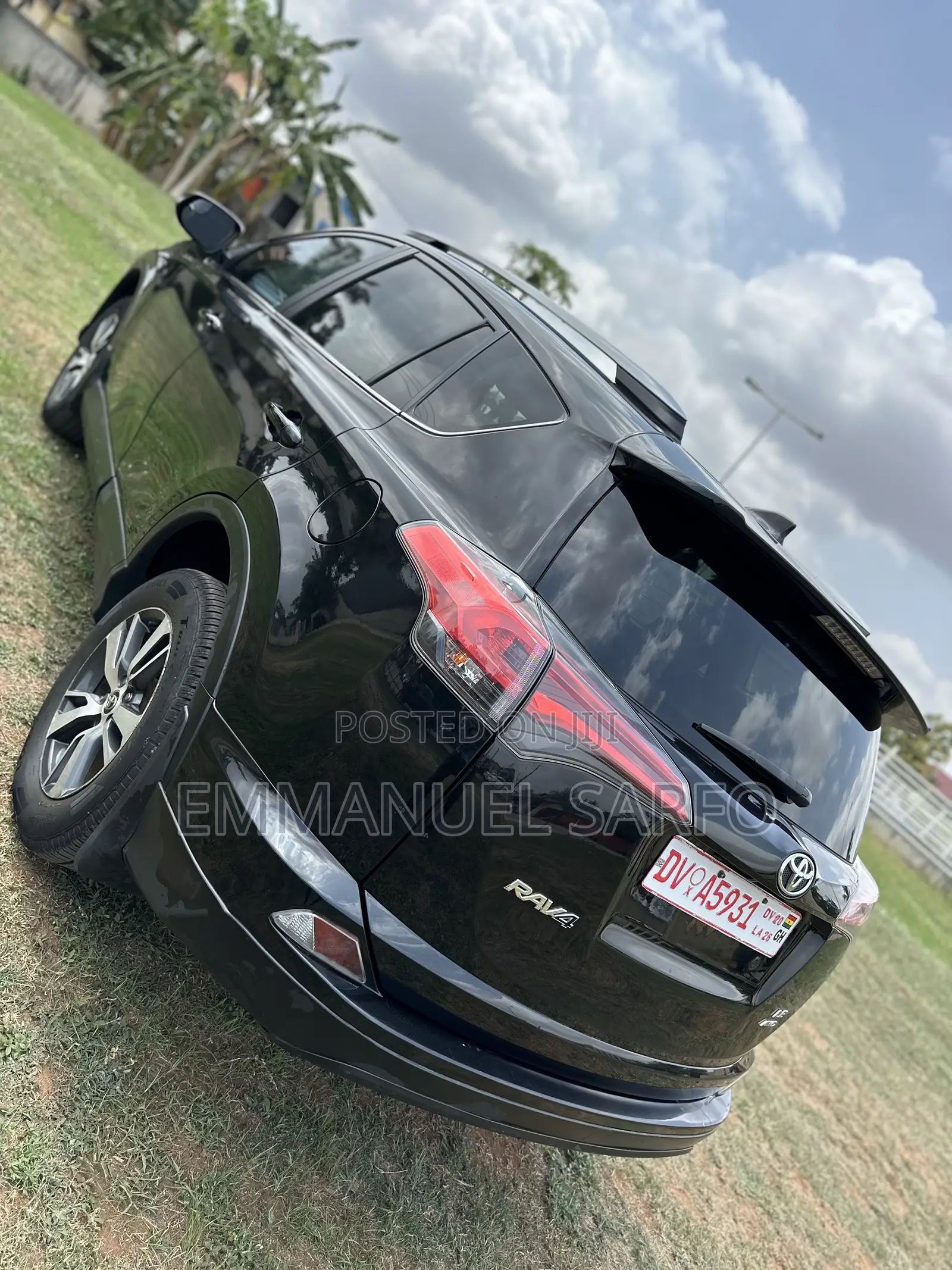 Toyota RAV4 LE 4dr SUV AWD (2.5L 4cyl 6A) 2018 Black