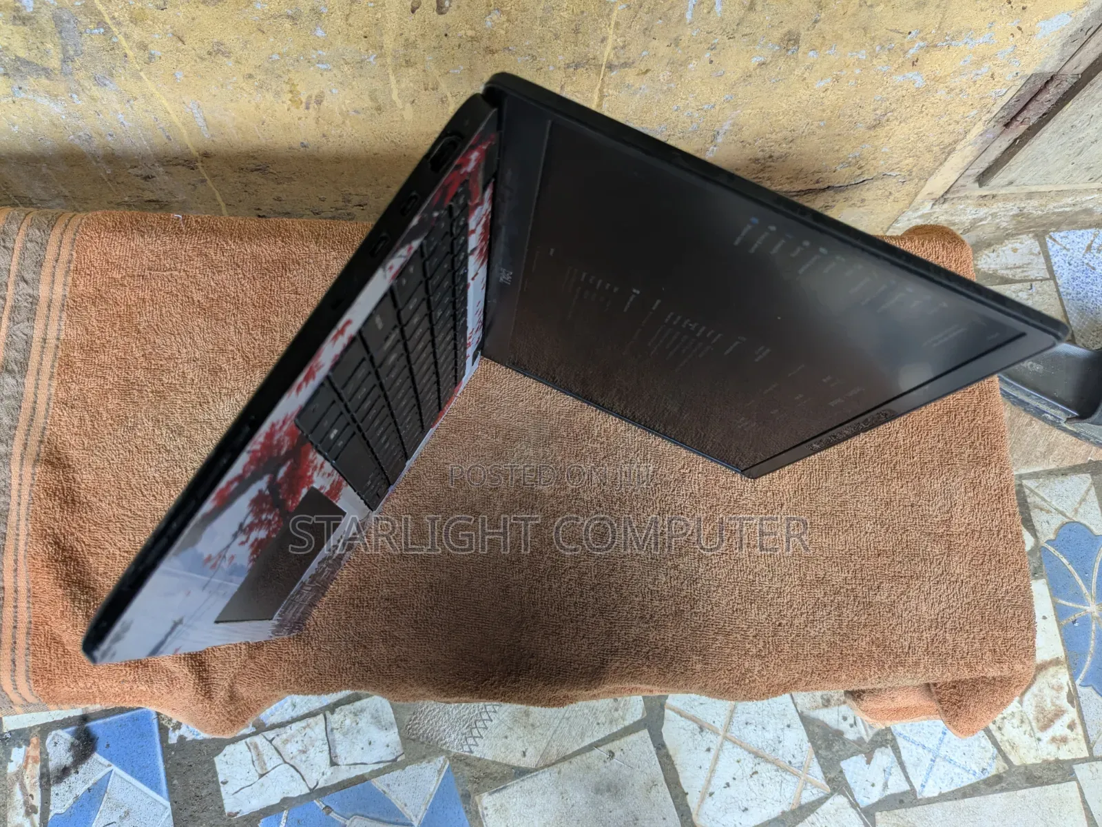 Laptop Dell Latitude 7390 16GB Intel Core i7 SSHD (Hybrid) 512GB