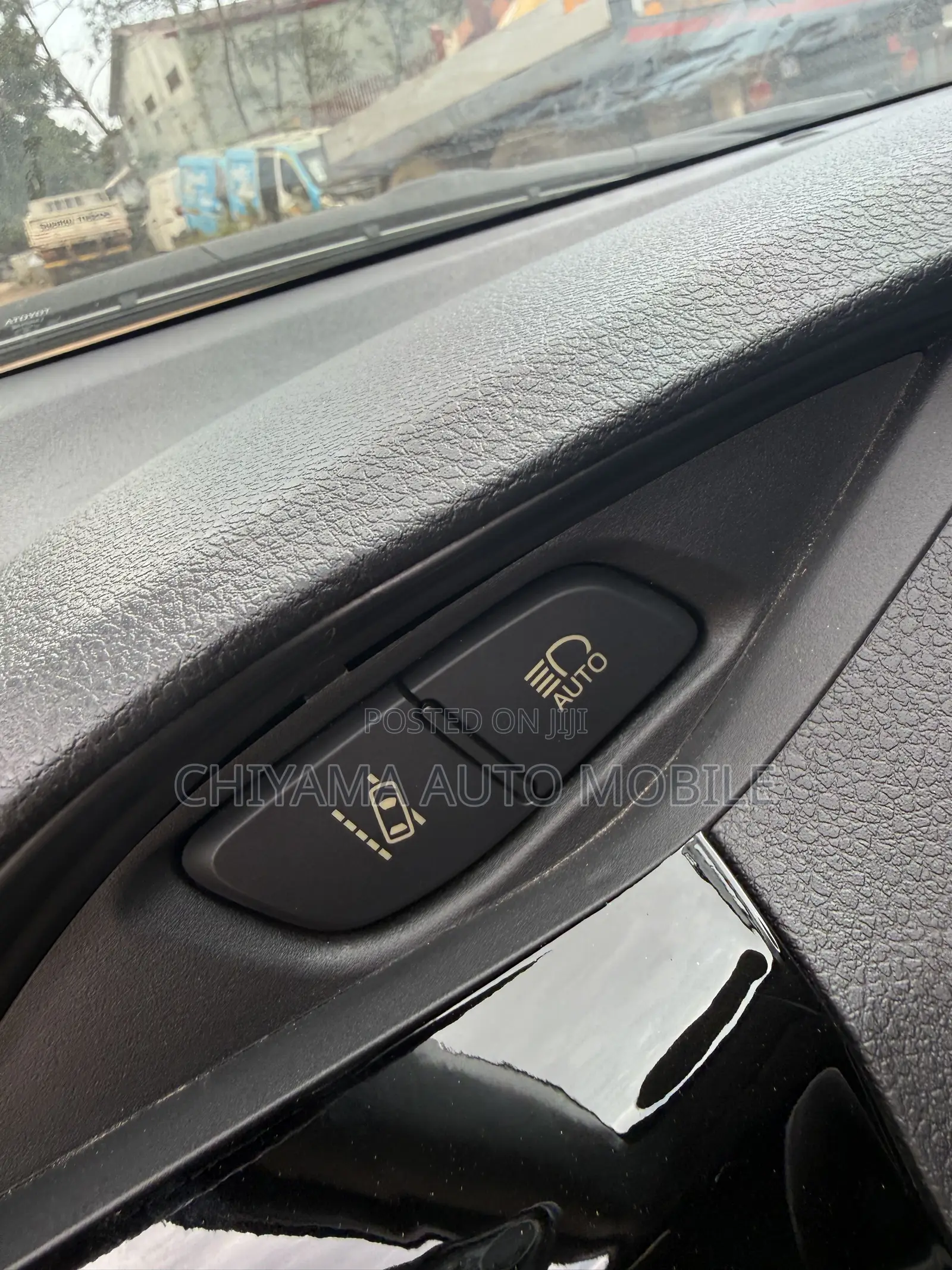 Toyota Vitz 2015 Blue