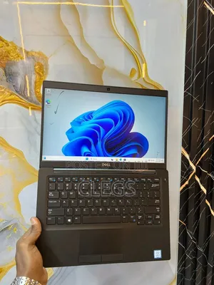 Laptop Dell Latitude 7390 8GB Intel Core i5 SSD 256GB