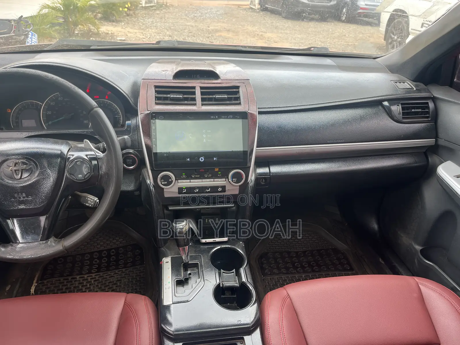 Toyota Camry SE 4dr Sedan (2.5L 4cyl 6A) 2013 Red