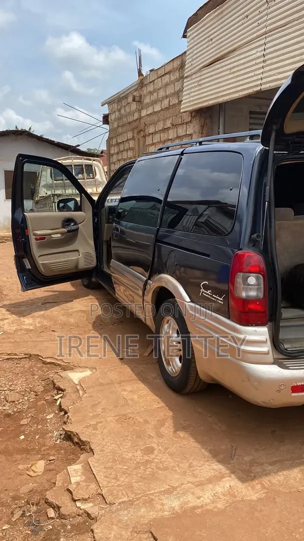 Chevrolet Trans Sport 2004 Blue