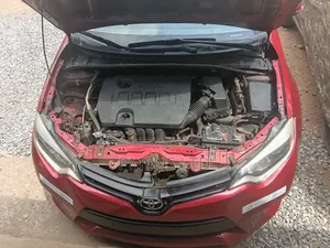 Toyota Corolla 2015 Red