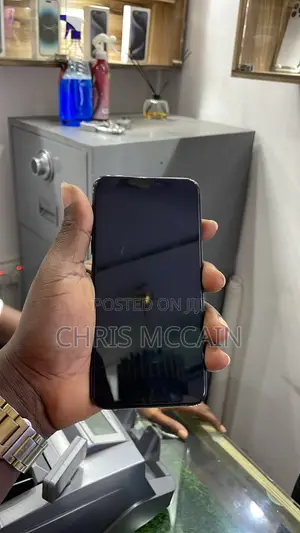 Apple iPhone 11 Pro Max 64 GB Black