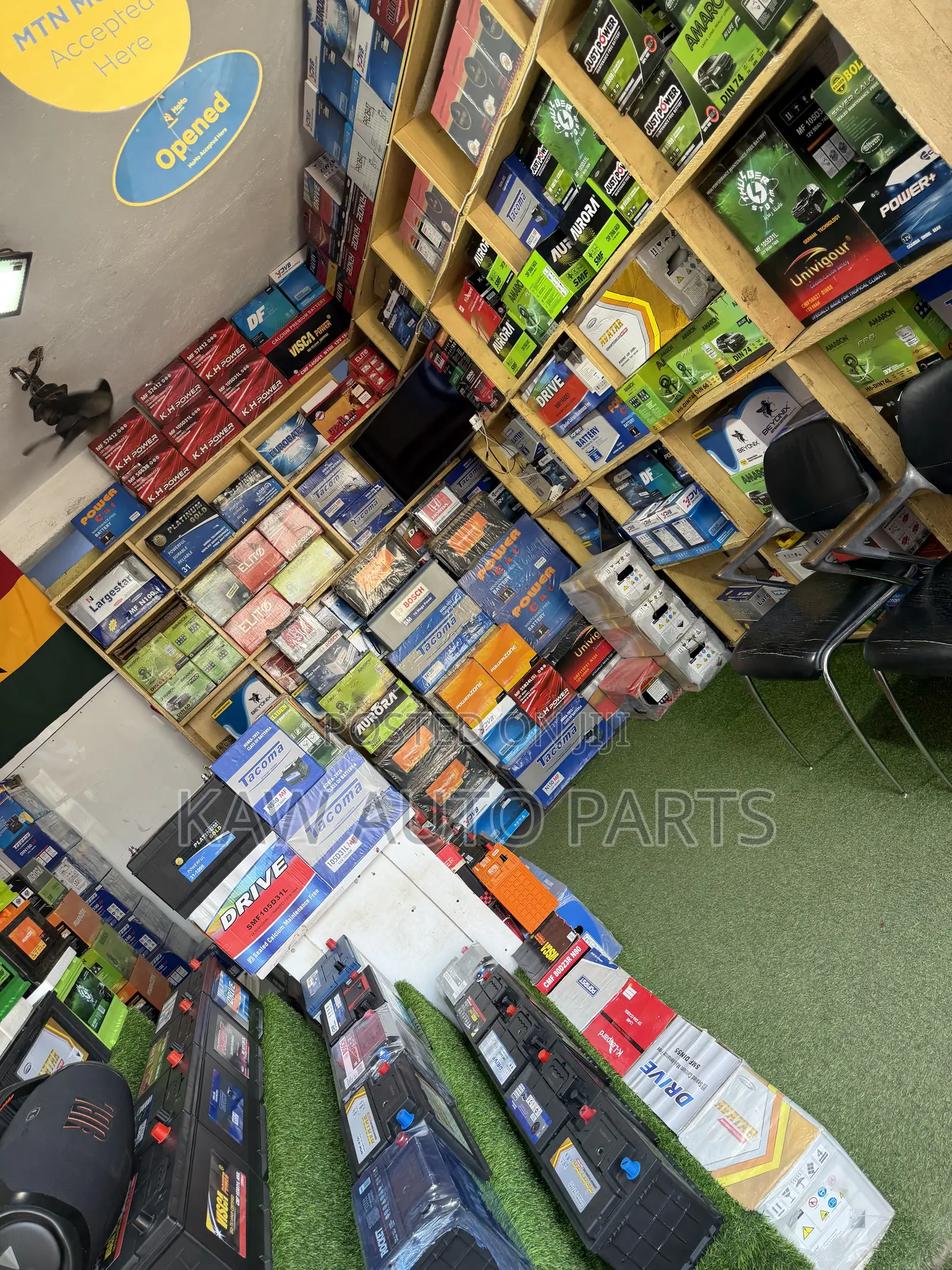 Battery for Cars Like Honda, Toyota, Nissan, Mercedes Benz, Mitsubishi