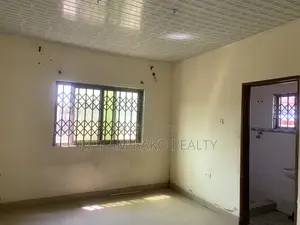 3bdrm House in Tema Metropolitan for rent