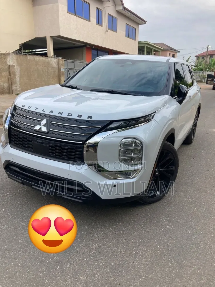 Mitsubishi Outlander SEL 2022 White