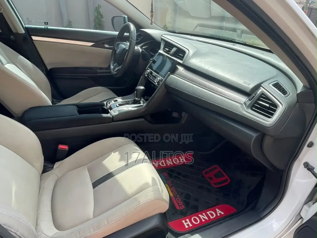 Honda Civic 2017 White
