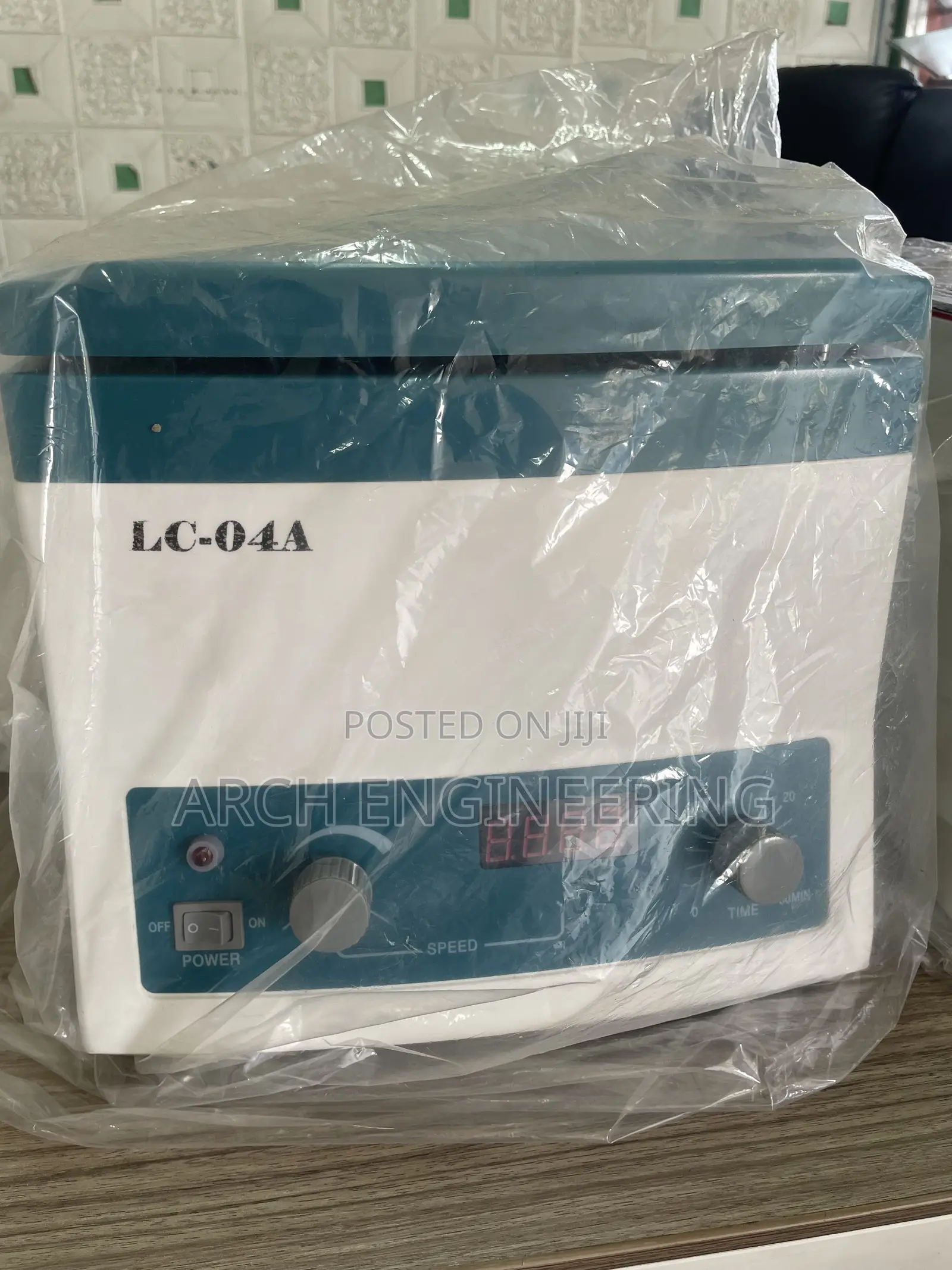 12 Bucket Benchtop Digital Centrifuges