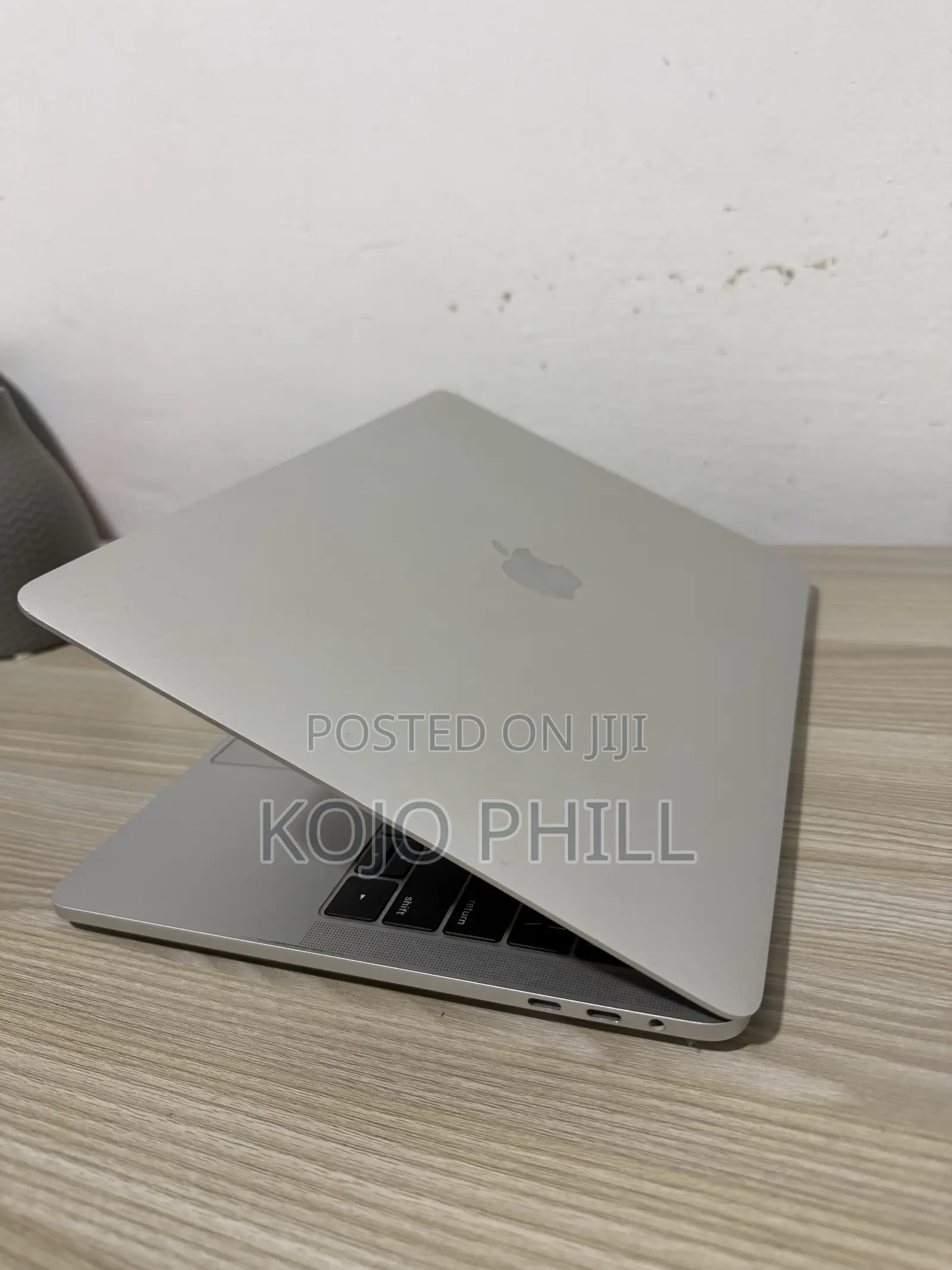 Laptop Apple MacBook Pro 2017 16GB Intel Core i7 SSD 1T