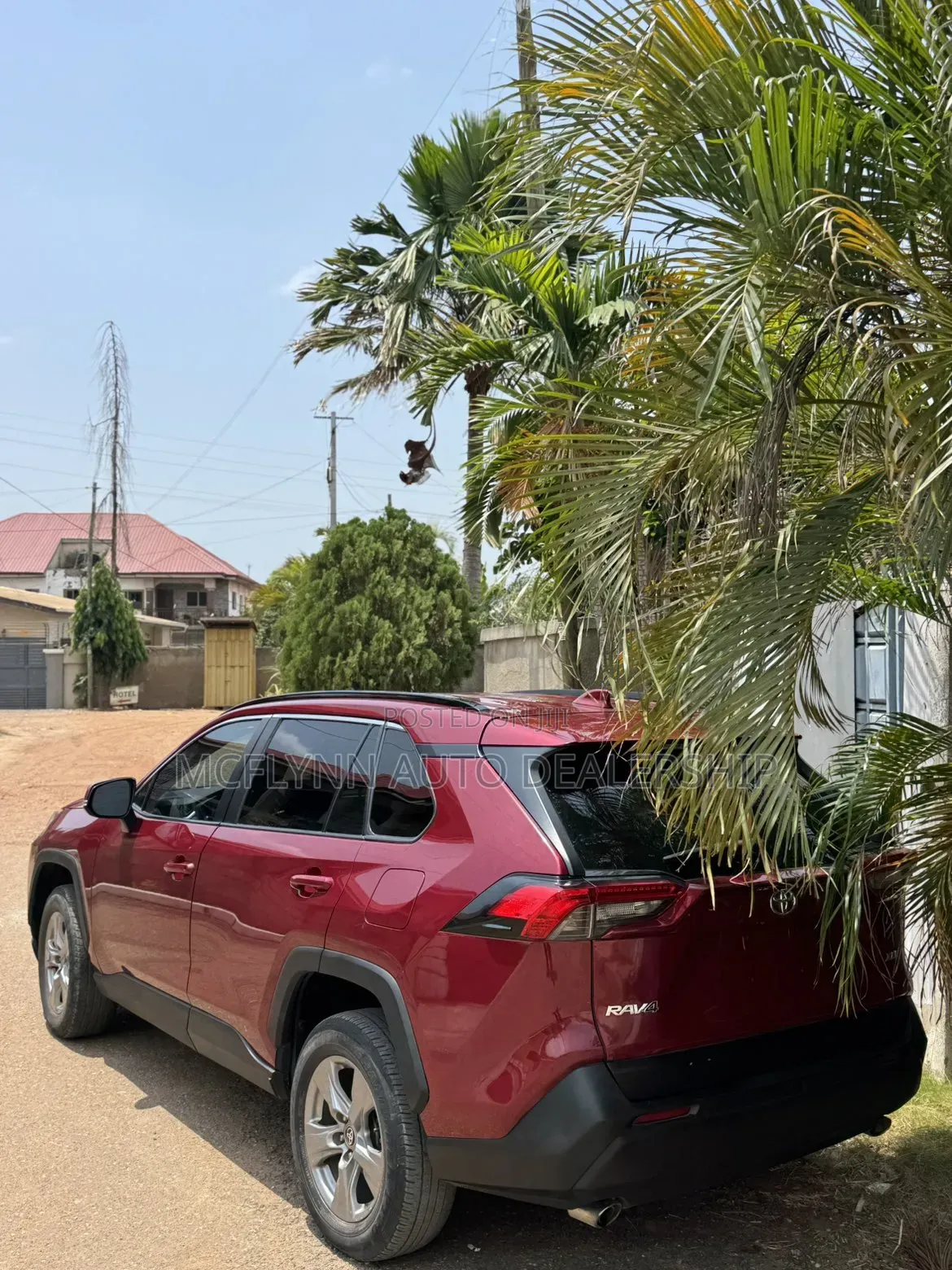 Toyota RAV4 XLE AWD 2024 Red