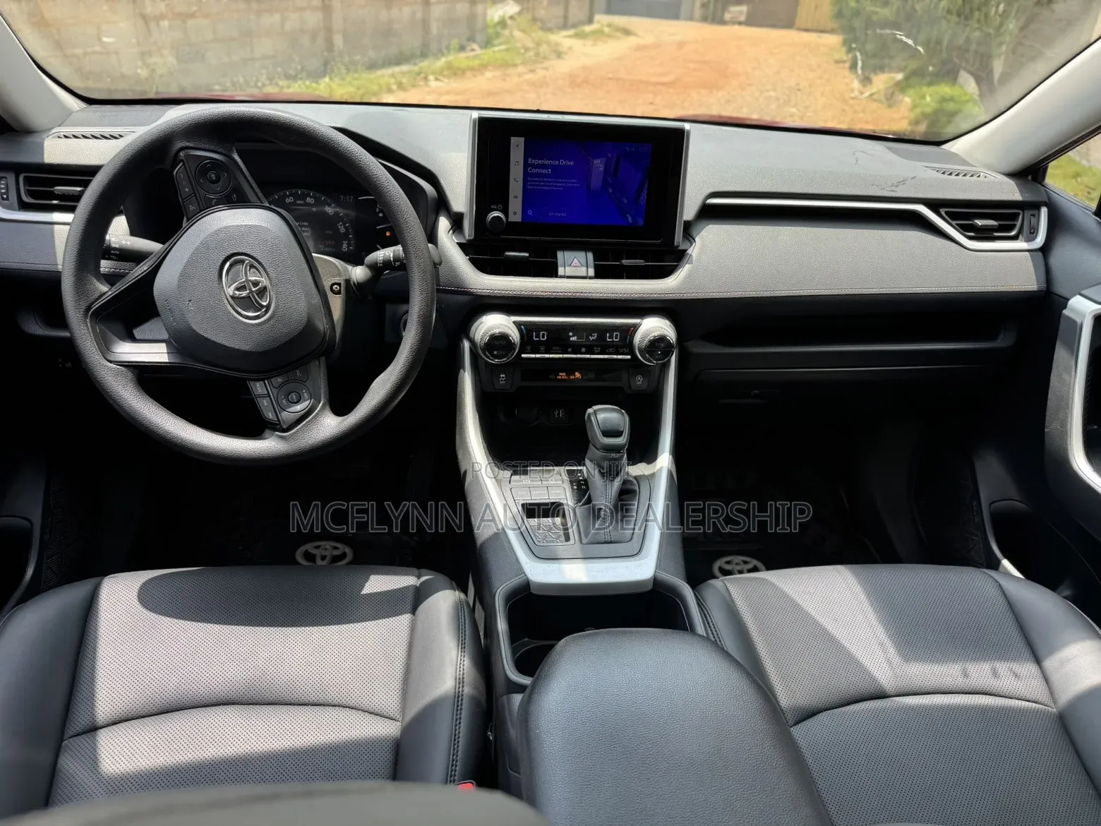 Toyota RAV4 XLE AWD 2024 Red
