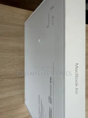 New Laptop Apple MacBook Air 2026 M5 16GB Apple M5 SSD 512GB