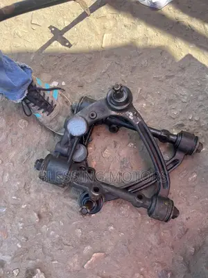 Toyota Fish Upper Arm