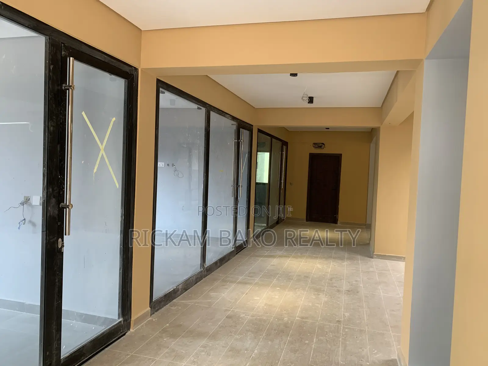Commercial Spaces Available for Rent in Sakumono Close to the Road.