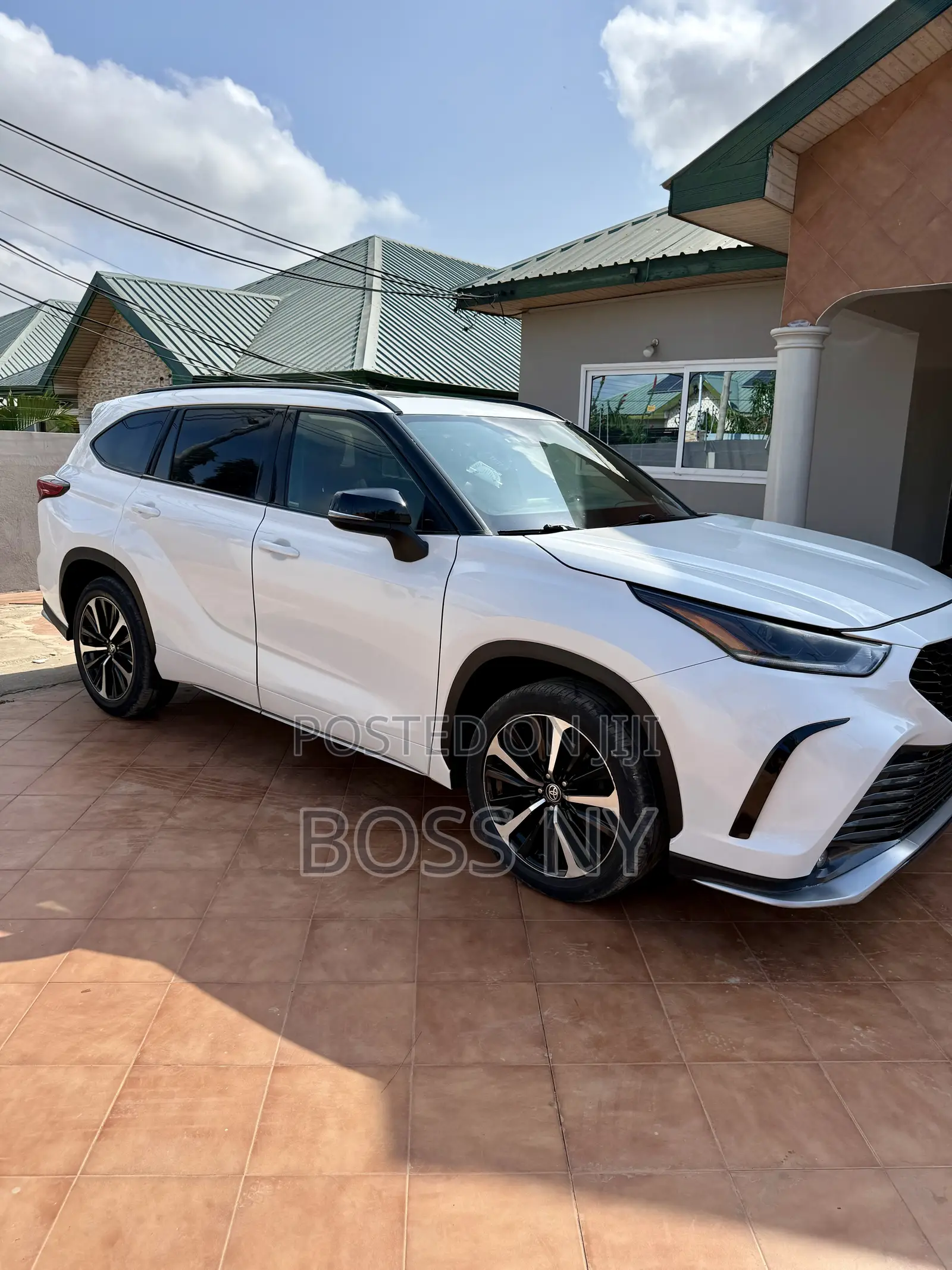 Toyota Highlander XSE 2021 White