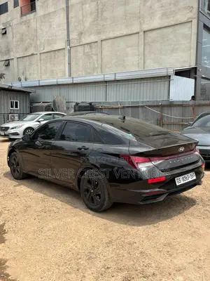 Hyundai Elantra SE 2021 Black