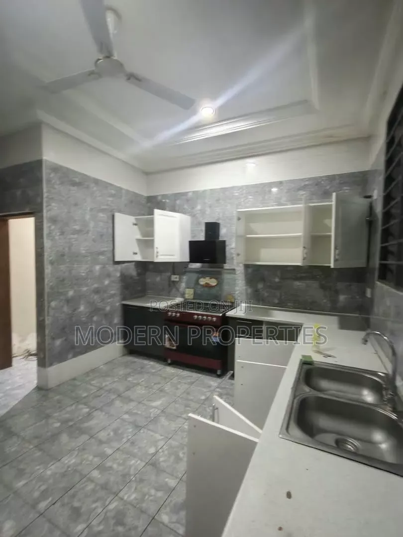 3bdrm Apartment in Modern Properties, Tseaddo for rent