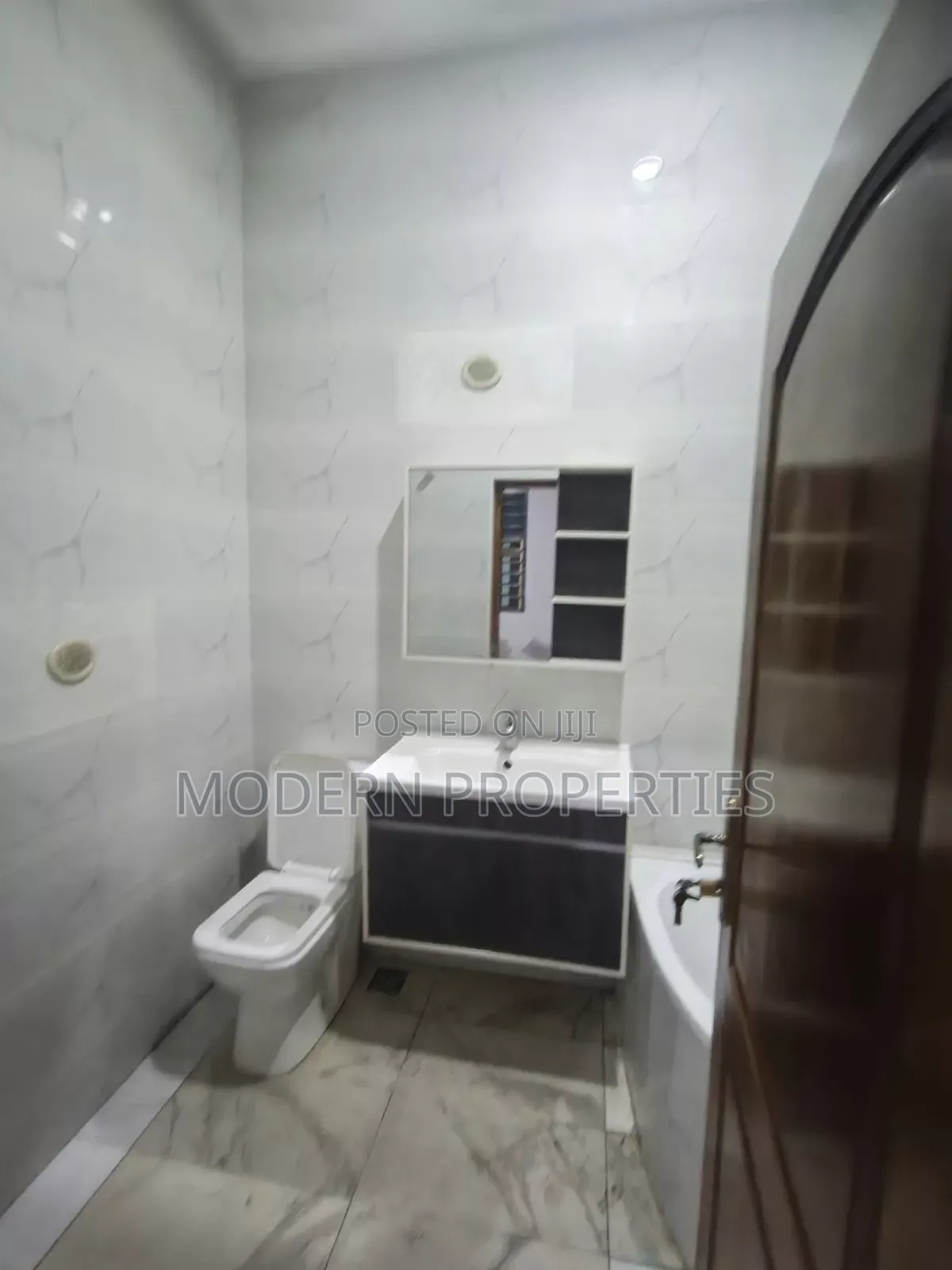 3bdrm Apartment in Modern Properties, Tseaddo for rent