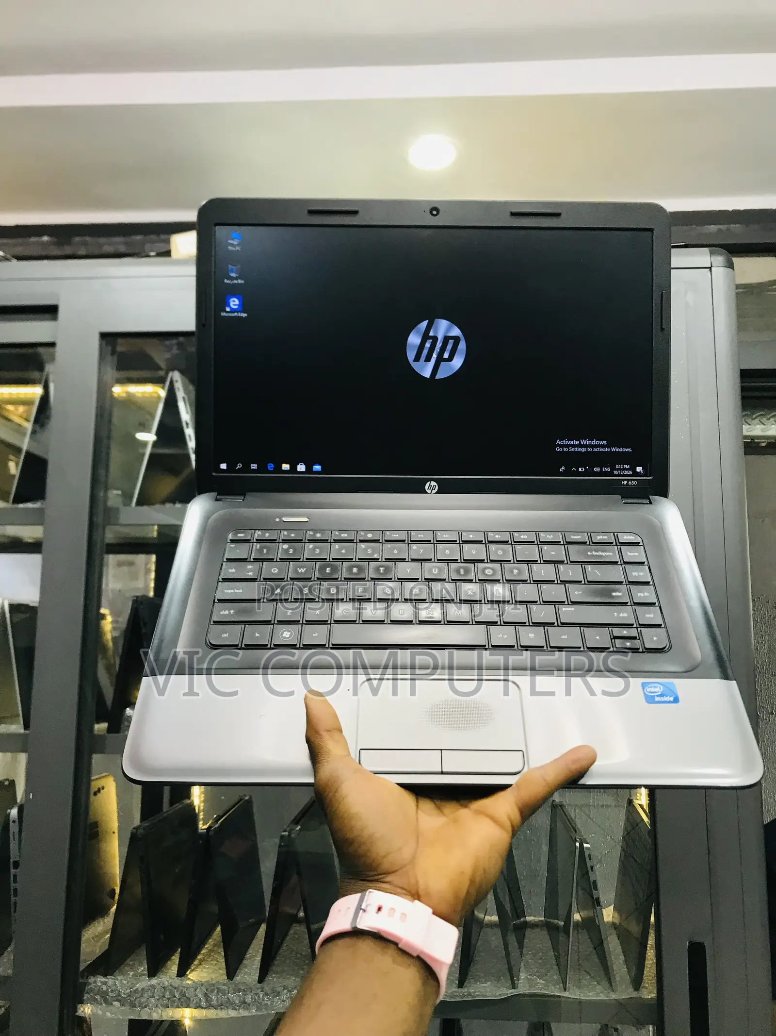 Laptop HP 650 6GB Intel Celeron HDD 320GB