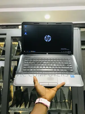 Laptop HP 650 6GB Intel Celeron HDD 320GB