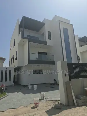 4bdrm House in Adjiriganor for sale