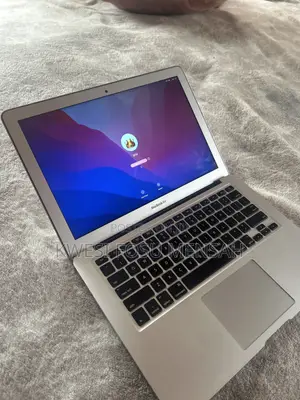 Laptop Apple MacBook Air 8GB Intel Core i5 SSD 256GB