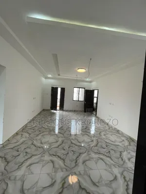2bdrm Apartment in Lakeside Estate for rent