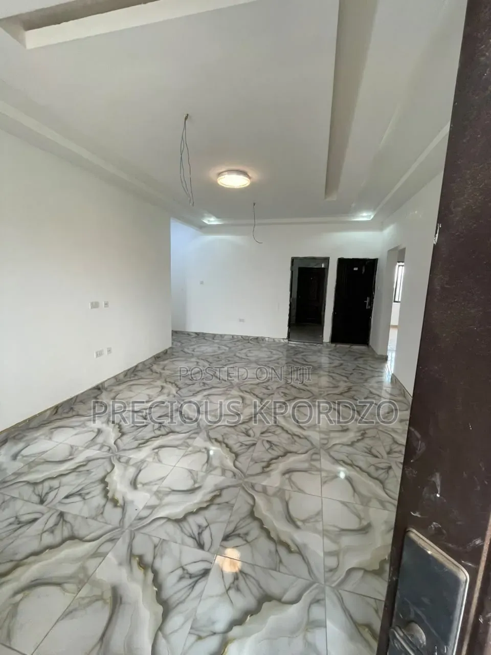 2bdrm Apartment in Lakeside Estate for rent