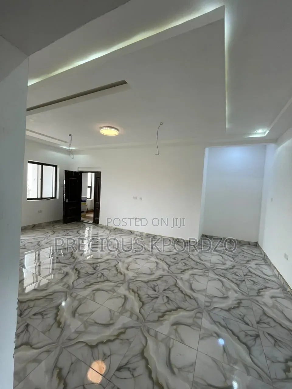 2bdrm Apartment in Lakeside Estate for rent