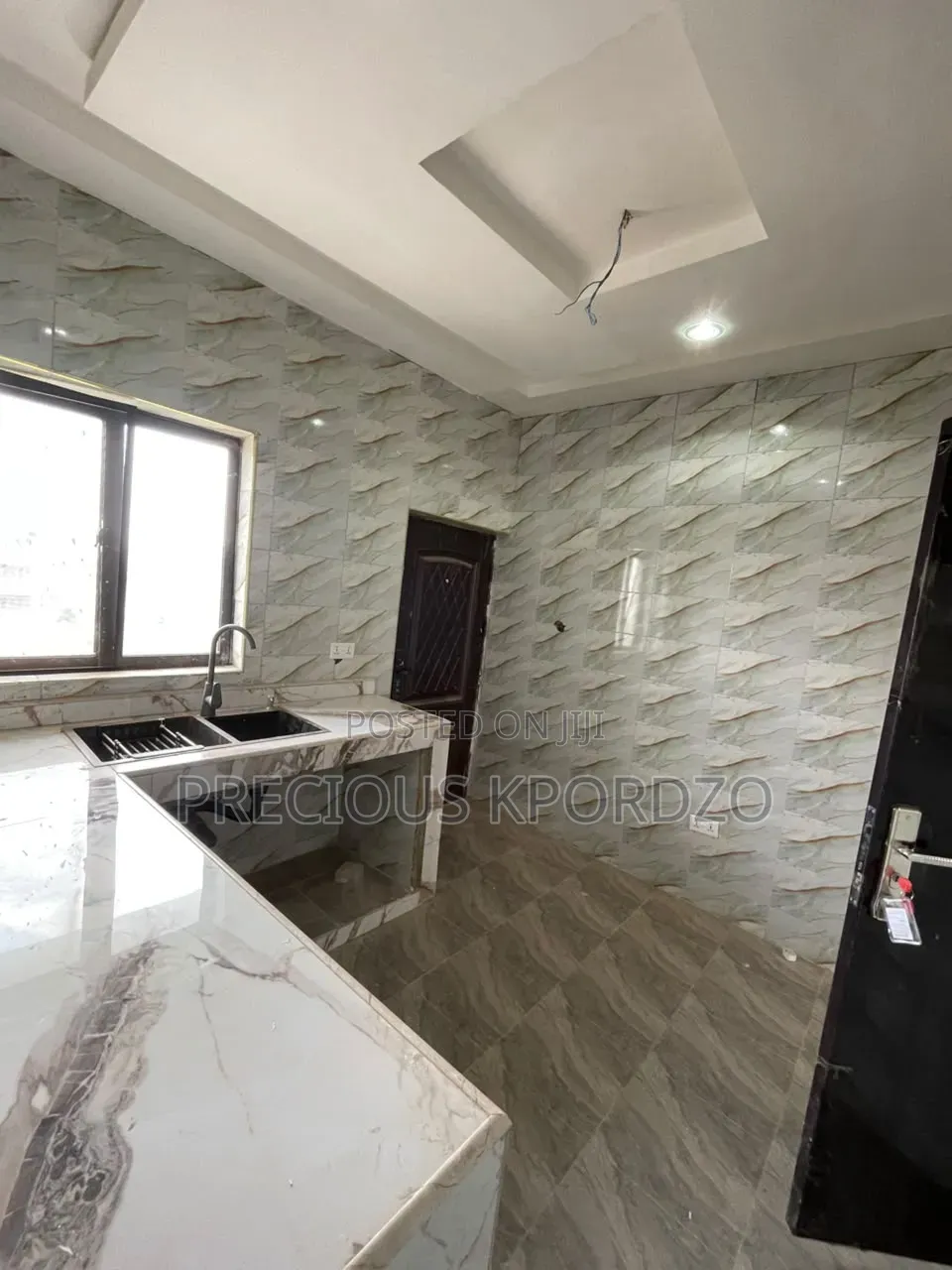 2bdrm Apartment in Lakeside Estate for rent