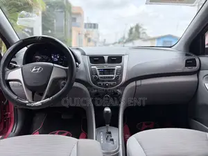 Hyundai Accent SE Sedan 2016 Red