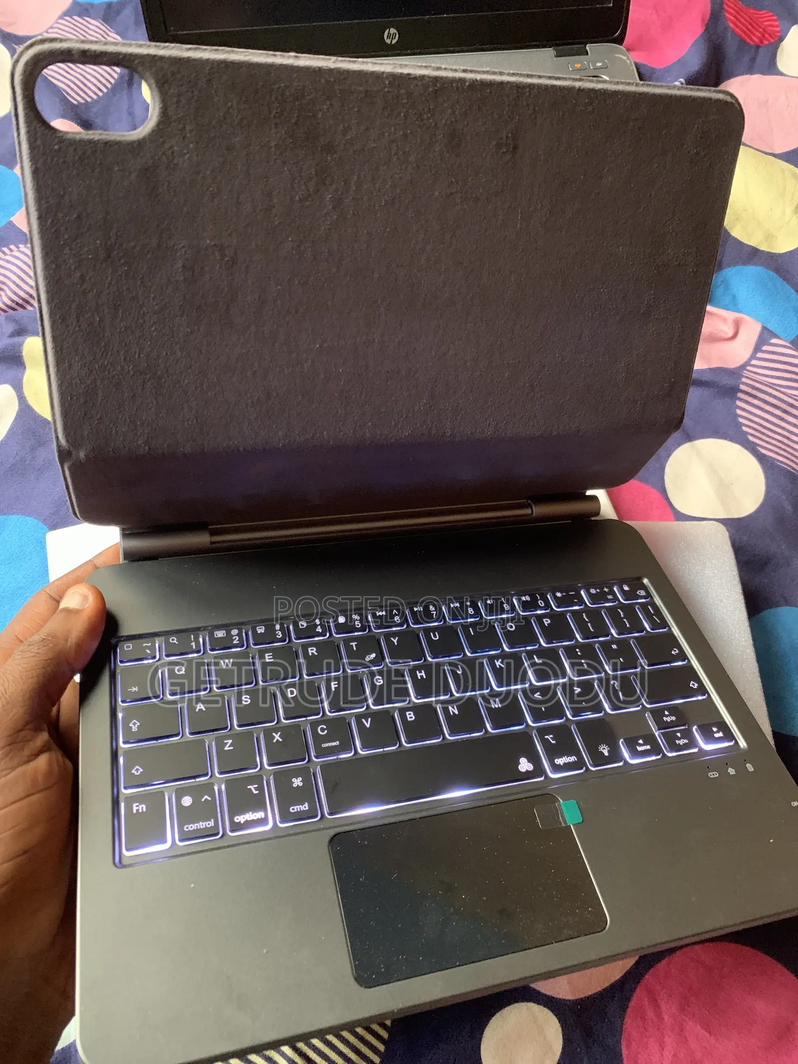 Magic Keyboard