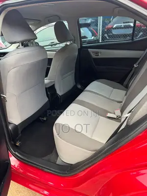 Toyota Corolla LE (1.8L 4cyl 2A) 2019 Red