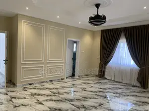 5bdrm House in Abokobi for rent