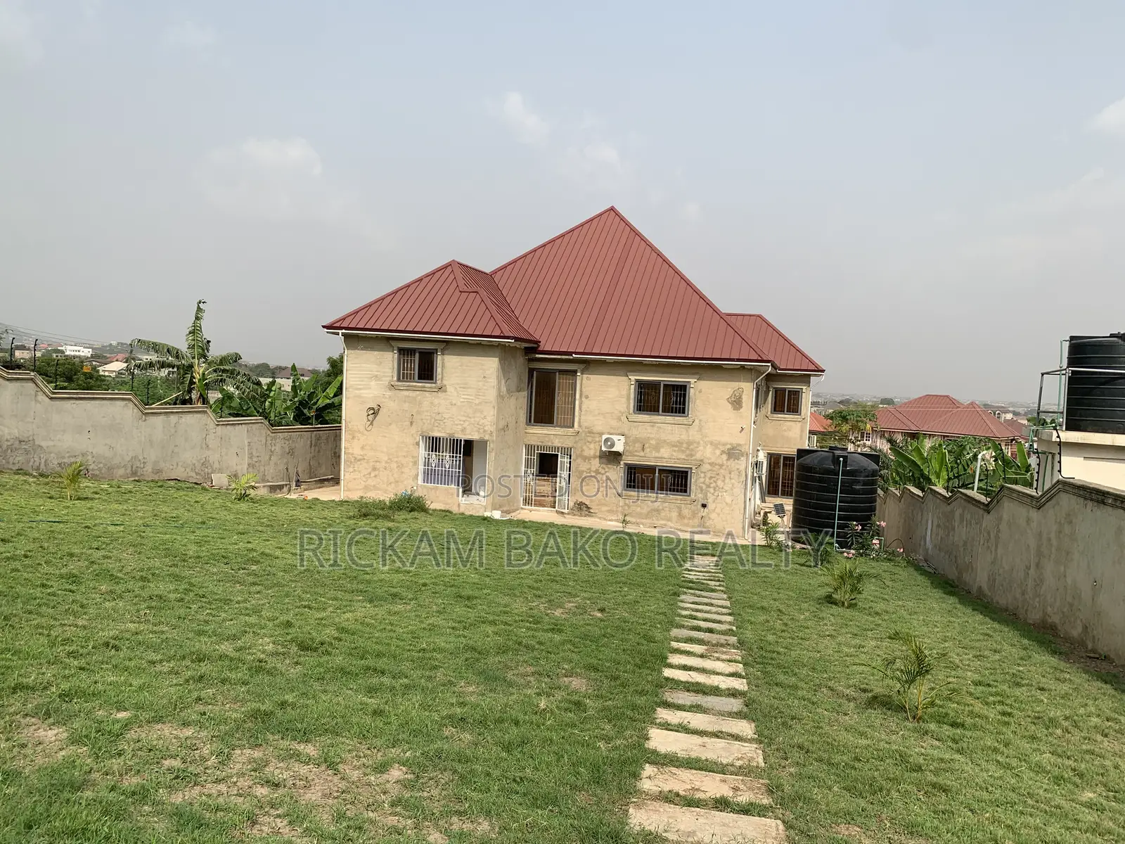 5bdrm House in Abokobi for rent