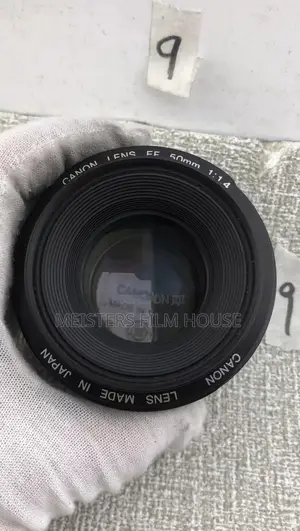 Canon 50mm F1.4 Ultrasonic Lens
