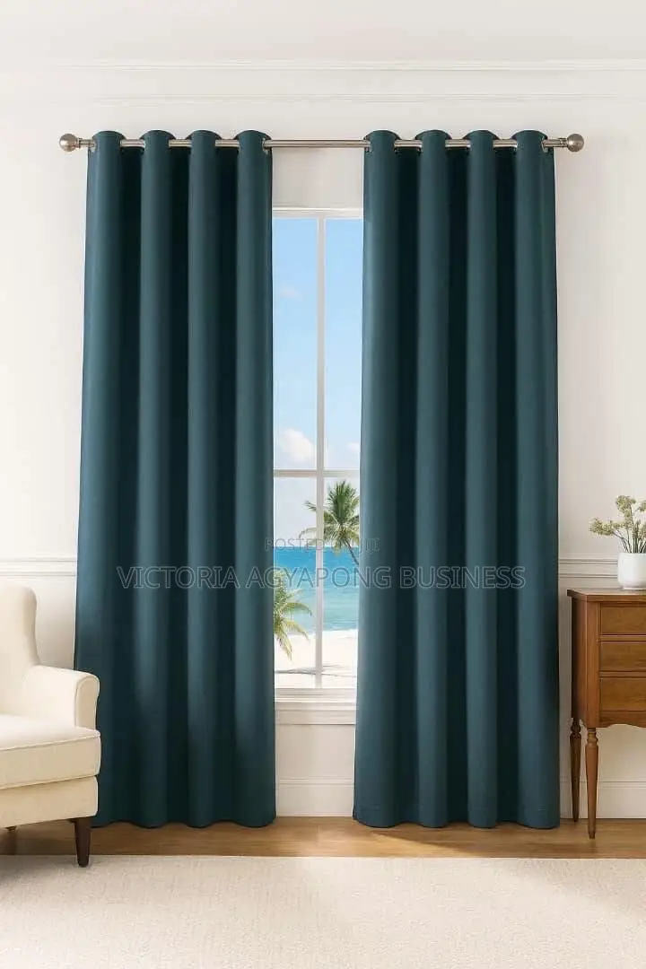 Curtains Available in Kantamanto