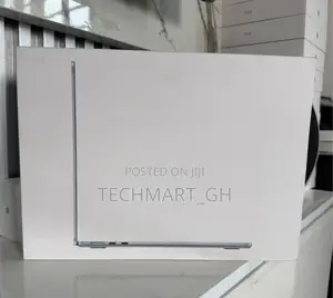 Laptop Apple MacBook Air 2022 M2 8GB Apple M2 SSD 256GB