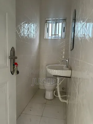2bdrm House in Adom City Estate, Accra Metropolitan for sale
