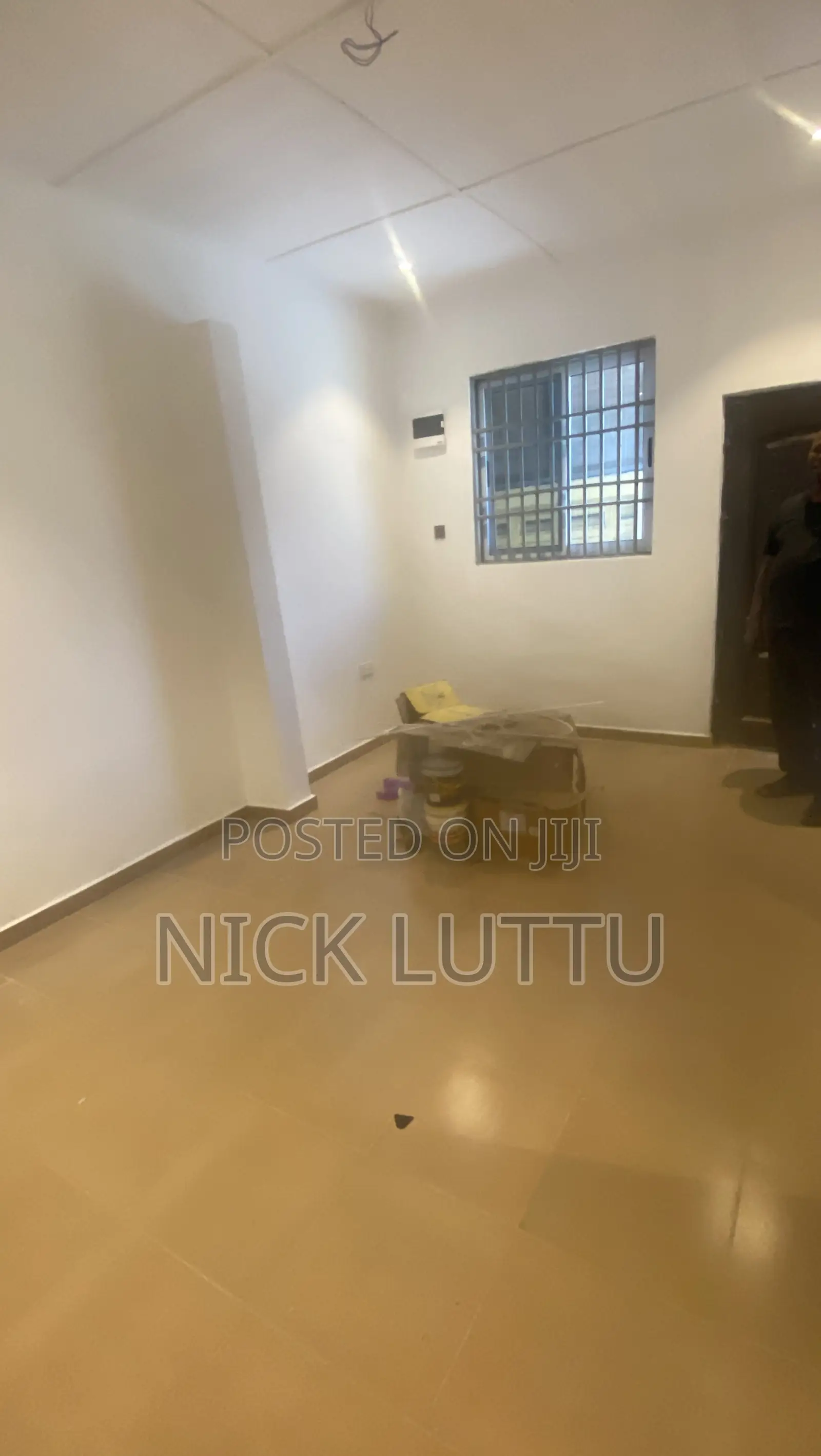 1bdrm Room & Parlour in Osu Ako-Adjei for rent