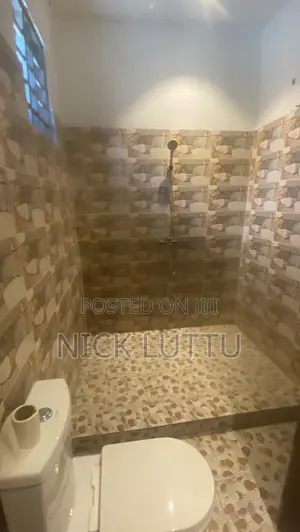 1bdrm Room & Parlour in Osu Ako-Adjei for rent