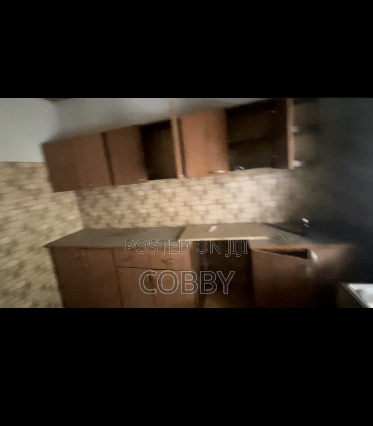 3bdrm House in Ayensu Estate, Valley View Area for rent