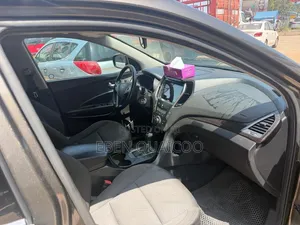 Hyundai Santa Fe 2015 Gray